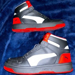 Size 5C - PUMA Rebound LayUp SL Black High Risk Red (Comes with Black Shoelaces)